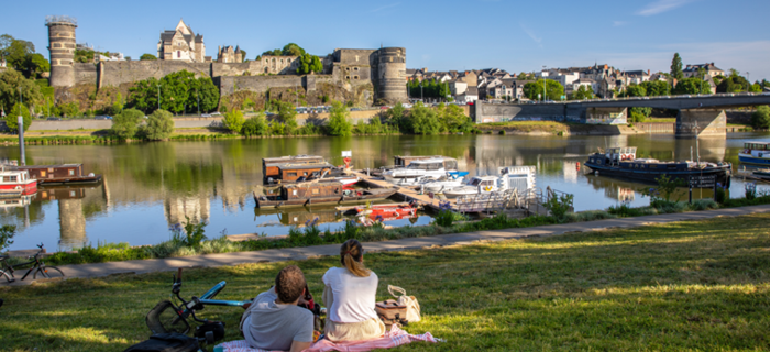 etudiants-angers-ecole-commerce-angers