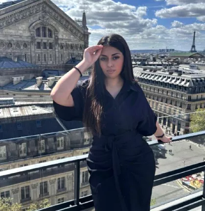 samia-saif-etudiante-mba-management-commerce-entrepreneuriat-paris